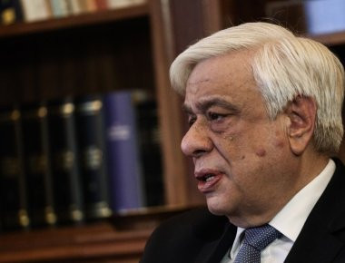 Π.Παυλόπουλος: «Το Πυροσβεστικό Σώμα δίνει ηρωικό αγώνα τιμώντας την αποστολή του»